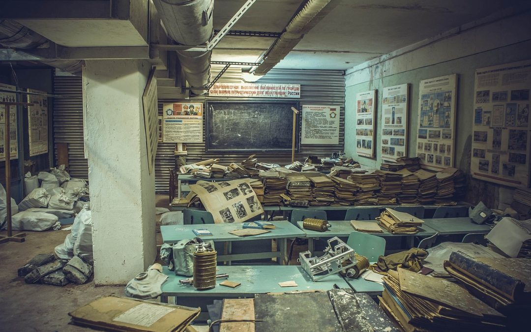 Pembersihan Drainase di Jalan Protokol